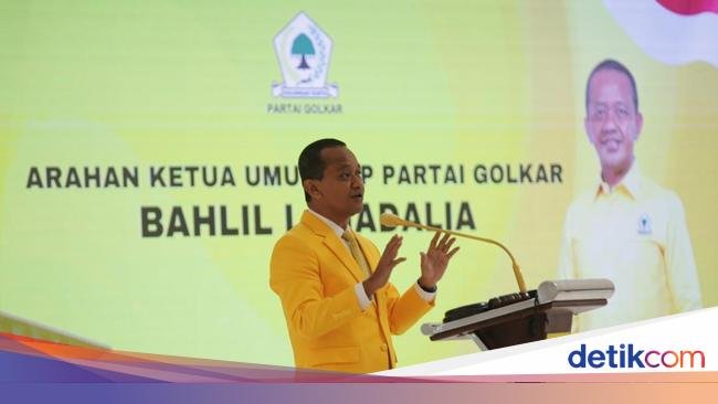 Kelakar Bahlil soal Gas Saat Mik Berdengung di Rakernas Golkar