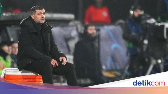 Conceicao Akui Feyenoord Lebih Baik dari Milan