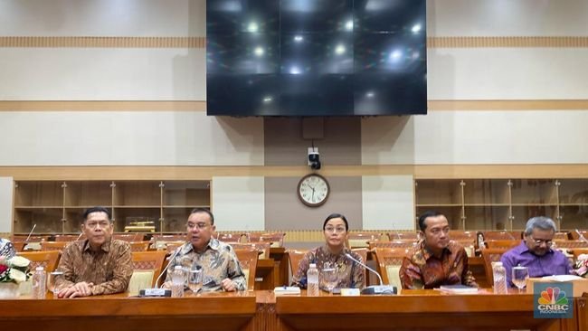 Prabowo Hemat Besar-besaran, Sri Mulyani Ungkap Nasib Ekonomi RI