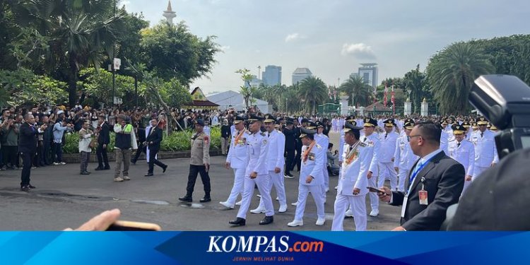 Ratusan Kepala Daerah Dikirab dari Monas, Warga Antusias