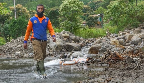Banjir Bandang dan Longsor Masih Tutup Akses Jalan Desa Silalahi II