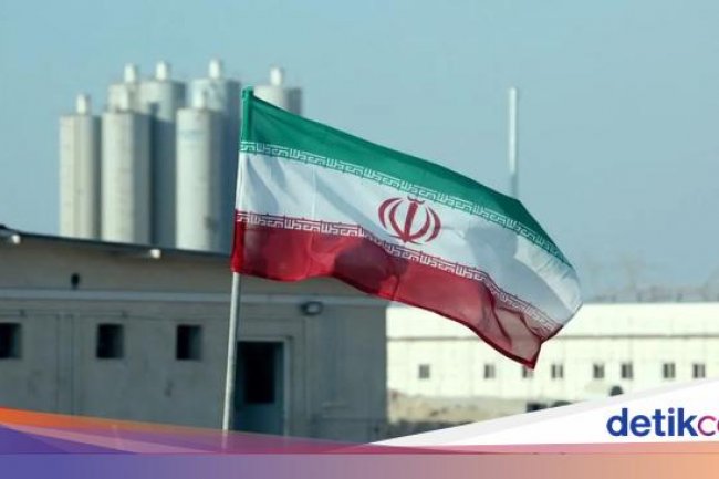 Parlemen Iran Pecat Menteri Keuangan Buntut Inflasi Tinggi-Mata Uang Jeblok!