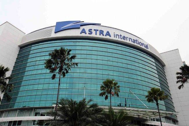 Pasar Otomotif Lesu, Laba Astra Group Selama 2024 Turun