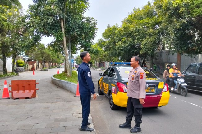 Polsek Cikole Laksanakan Patroli Dialogis