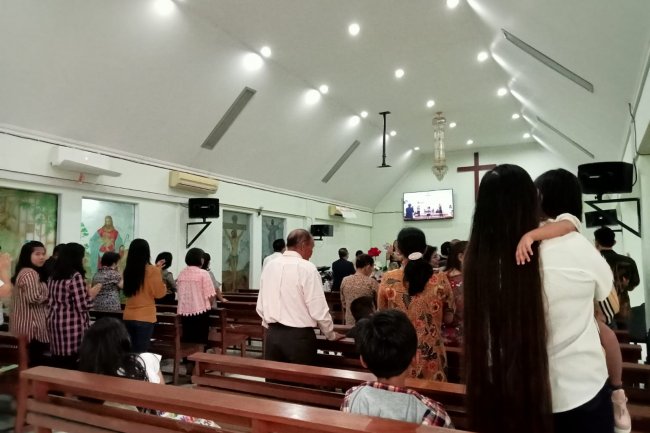 Ciptakan Keamanan, Polisi Rutin Pam Gereja Setiap Hari Minggu
