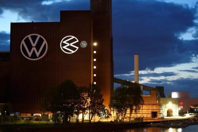 Uni Eropa Akan Tingkatkan Belanja Militer Rp14,26 Kuadriliun, Produsen Otomotif Volkswagen Kepincut Produksi Senjata