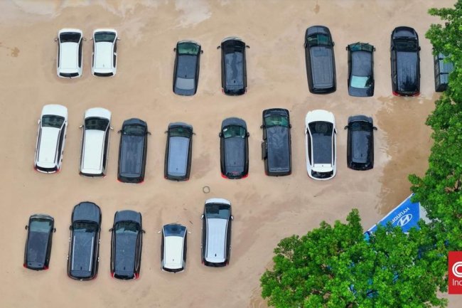 Biaya Cek dan Pembersihan Mobil Hyundai Korban Banjir di Bengkel Resmi