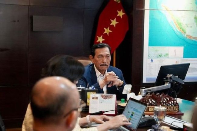 Luhut Kaget RI Surplus Telur Ayam dan Ikan Selama 20 Tahun