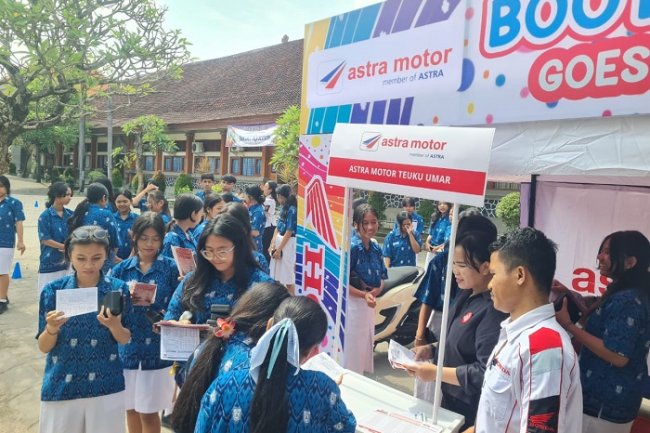 Astra Motor Goes to School: Membuka Wawasan Siswa tentang Karier di Industri Otomotif