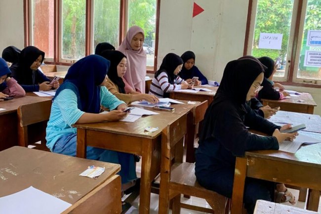 Dosen UBSI Gelar Pelatihan “Mengenal Teknologi Era Society 5.0” di Yayasan AKBAR ALQI Bogor