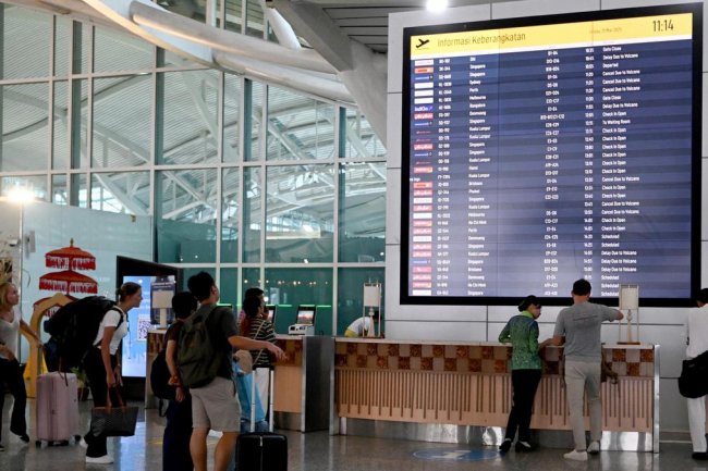 Top 3: 16 Penerbangan Internasional Bandara Ngurah Rai Batal