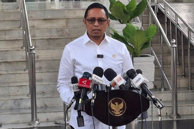 Buntut Respons Teror Kepala Babi, Hasan Nasbi Diminta Mundur sebagai Jubir Istana