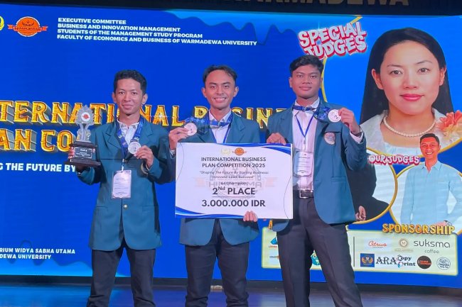 Gagas Aplikasi Crevox, Tim FST Juarai Kompetisi Internasional