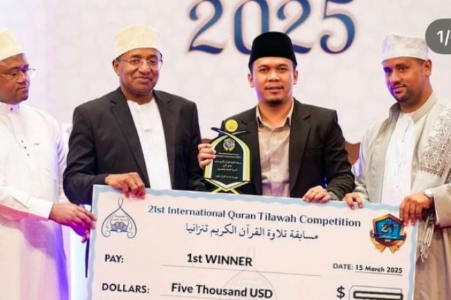 Qari Asal Kota Binjai Ini Juara Kompetisi Al Quran Internasional di Tanzania