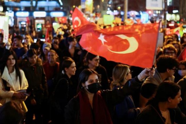 Abaikan Kritik Internasional, Turki Tahan Hampir 1.900 Demonstran