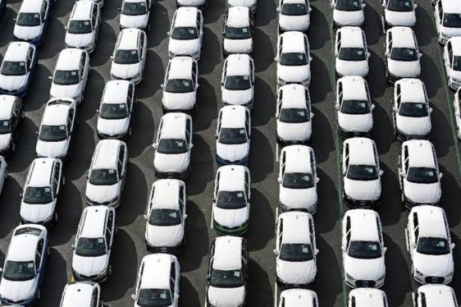 Trump 'Bom' Otomotif Dunia, Perusahaan Mobil Kacau-Tsunami PHK