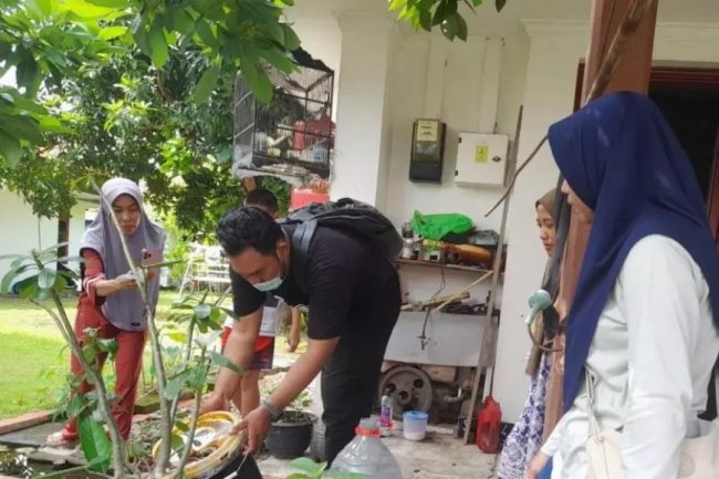 Dinkes Kabupaten Probolinggo Fasilitasi Penyelidikan Epidemologi DBD di Paiton