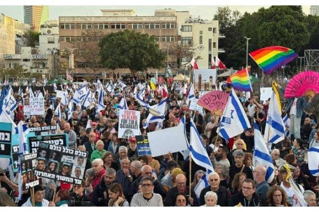 Puluhan Ribu Orang Berdemo di Israel,  Mayoritas Warga Israel Ingin Perang Gaza Disudahi