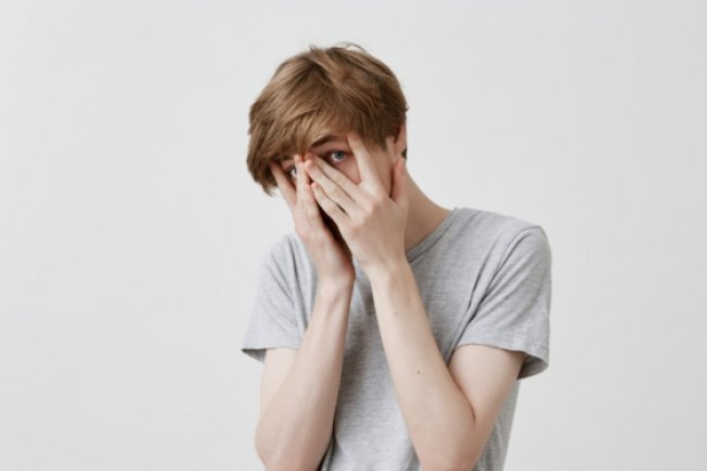 Waspada! Bukan Cuma Panu, Bercak Putih di Kulit Bisa Jadi Alarm Penyakit Serius