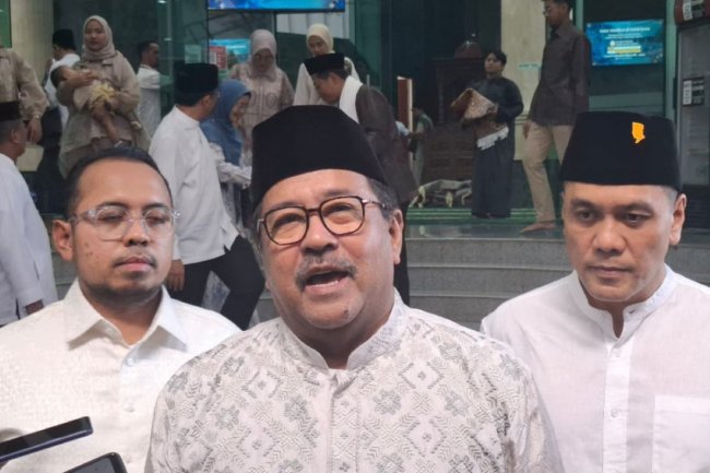 Rano Karno bersyukur cuaca hari pertama Idul Fitri cerah