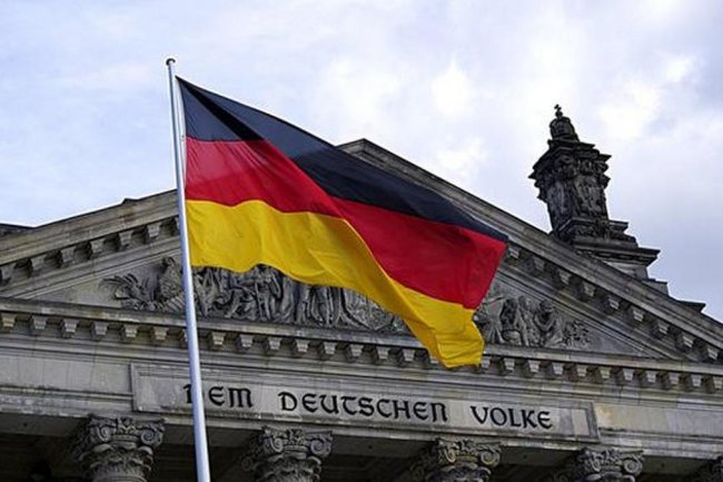 Pekerja Otomotif Jerman Ramai Banting Setir ke Industri Militer, Ini Alasannya