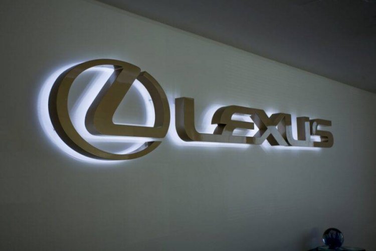 Tak Cuma BMW VS BYD, Ini Deret Kasus Sengketa Nama Merek di Industri Otomotif