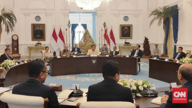 Ray Dalio Duduk di Samping Prabowo Saat Kumpul Konglomerat di Istana