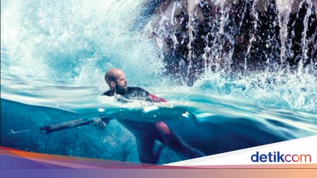 Sinopsis Film The Meg, Bertarung Melawan Hiu Raksasa