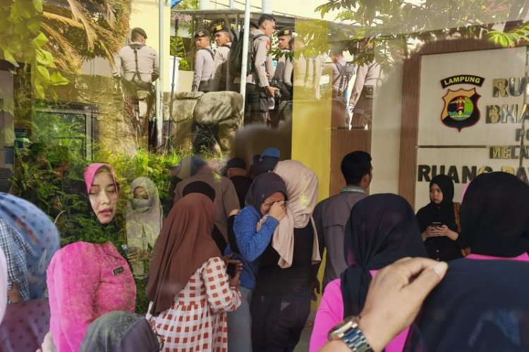 Polda Lampung minta semua pihak sabar terkait pengungkapan peristiwa di Way Kanan