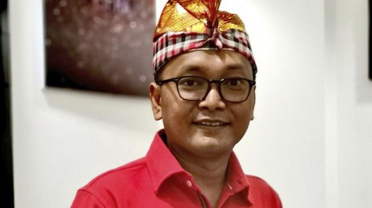 Guntur Romli Bantah Kader PDIP Terbelah Sikapi Jokowi