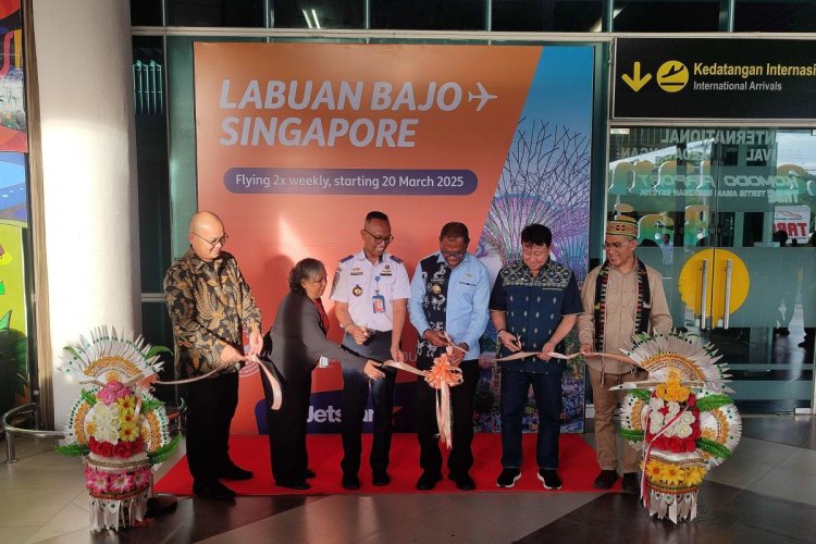 Bandara Komodo layani penerbangan internasional perdana