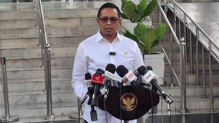 Buntut Respons Teror Kepala Babi, Hasan Nasbi Diminta Mundur sebagai Jubir Istana