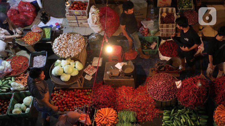 Daya Beli Lesu Jelang Lebaran, Apa Penyebab dan Bagaimana Jalan Keluarnya?