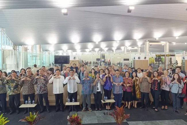 Konektivitas Internasional Semakin Banyak, TransNusa Kini Hubungkan Manado dan Nanjing, Mendarat Perdana dengan 138 Penumpang