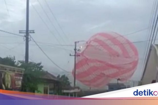 Heboh Dua Peristiwa Balon Udara Terjadi di Jatim Saat Lebaran