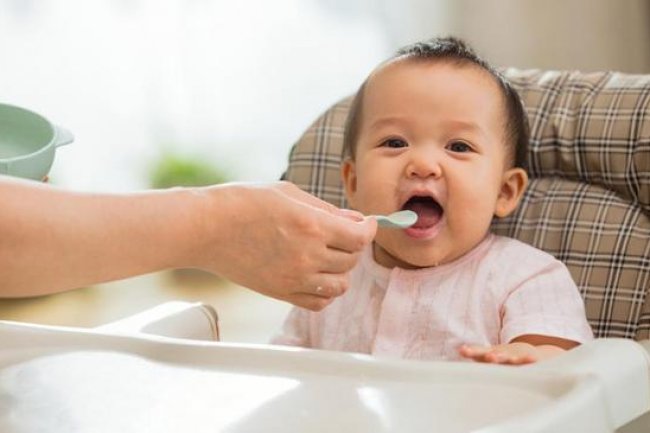 Kombinasi Makanan Fortifikasi dan ASI Mampu Cegah Malanutrisi pada Bayi