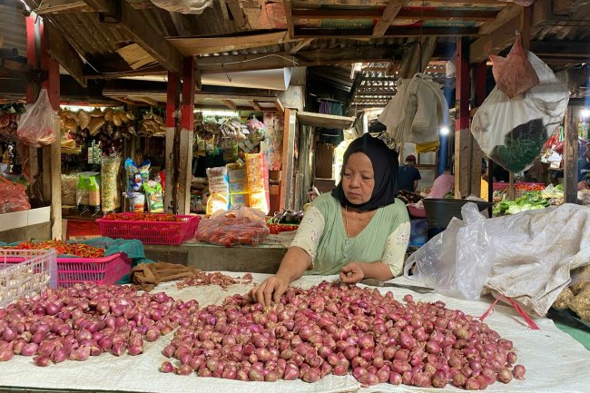 Harga Pangan Terus Melonjak: Cabai Rawit Rp91.600 Per Kg, Bawang Merah Rp48.650 Per Kg