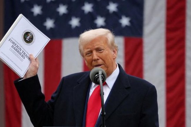 Efek Tarif Trump: Saham Hancur, Harga Minyak Anjlok, Inflasi Terburuk