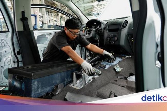 Raksasa Otomotif Mau PHK 900 Karyawan Gara-gara Tarif Impor Trump