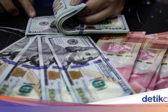 Dolar AS Masih Betah di Level Rp 16.839