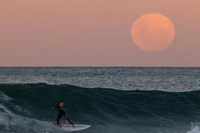 Dampak Super New Moon bagi Bumi?