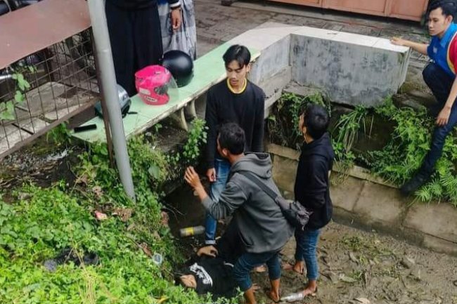 Diduga Rombongan Pesilat Dianiaya hingga Terjatuh ke Got -