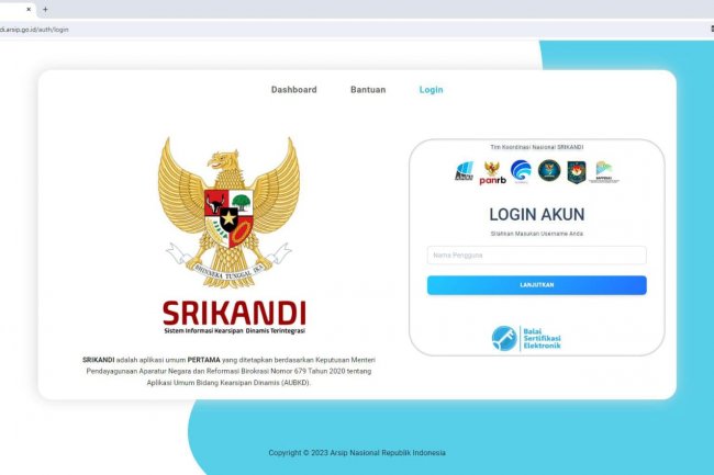 Haedar Ahmad Kepala Desa Padakkalawa Fokus Mamfaatkan Teknologi Dalam Kelancaran Perkantoran