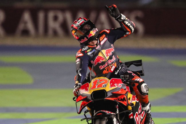 RESMI: Maverick Vinales Dilucuti dari Posisi Kedua di MotoGP Qatar