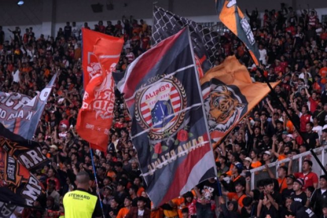 Laga Persija Kontra Persebaya Pecahkan Rekor Penonton Terbanyak BRI Liga 1 di GBK