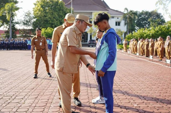Wakil Bupati Karawang Lepas 47 Atlet SSB untuk Ikuti Tiga Kompetisi Internasional