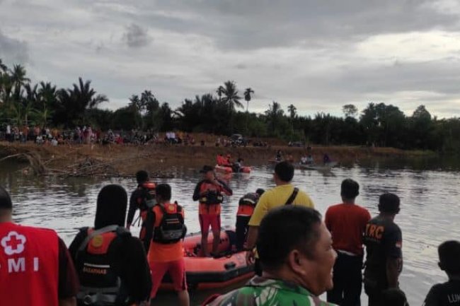 Anak Usia 10 Tahun Diduga Terbenam di Sungai Batang Kandis Lubuk Buaya, Tim SAR Gabungan Lakukan Pencarian