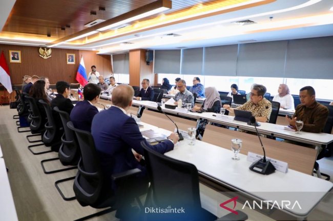 Kemdiktisaintek perkuat kerja sama pendidikan tinggi dengan Rusia