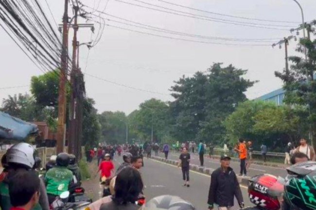Dalam Sepekan Depok Diterpa Tiga Kasus Bentrok Peristiwa Mengerikan Mobil Polisi Dibakar