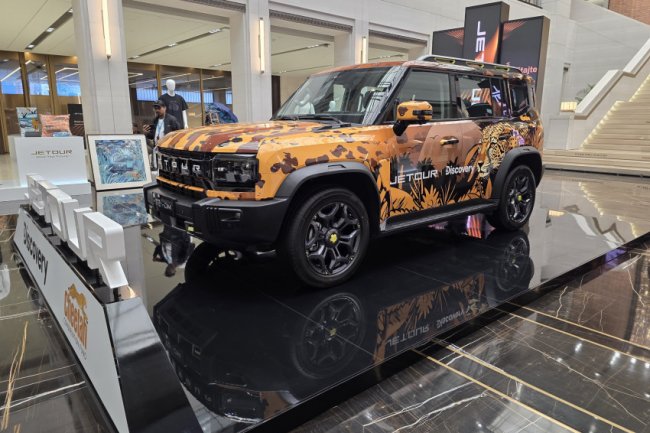 Simfoni Alam dan Otomotif: Misi Mulia Jetour Selamatkan Sang Raja Kecepatan dari Kepunahan!